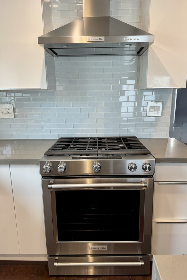 Photo - 11689 Malden St