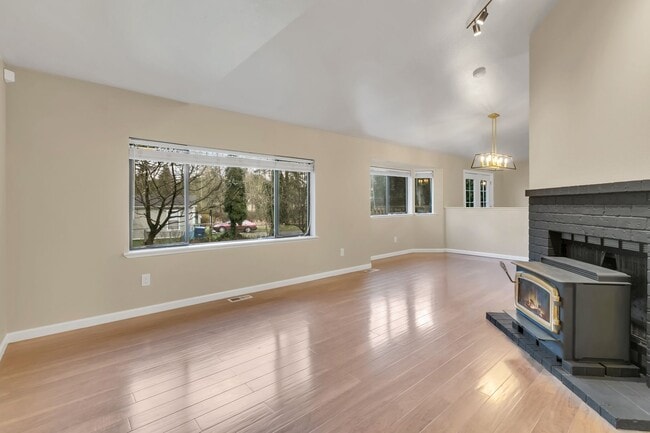 Photo - Auburn Area Rambler on dead end-street