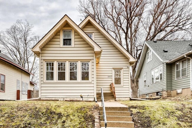 Building Photo - 3407 N Oliver Ave