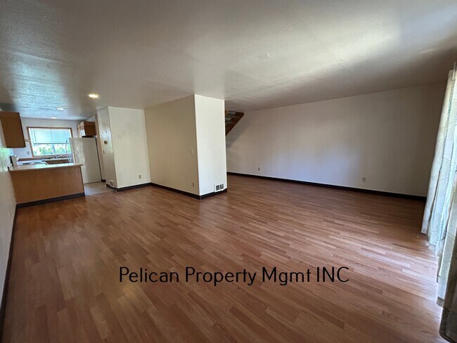 2055 N Eldorado Ave