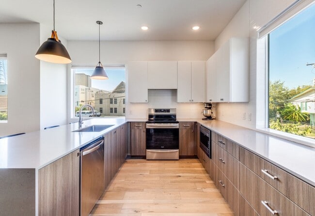 Photo - Beautiful Modern Three-Story Townhome minutes from Lower Greenville!