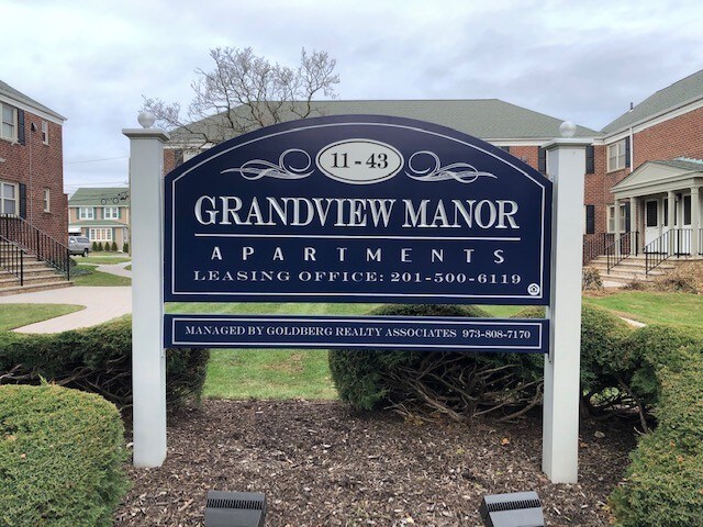 Photo - Grandview Manor Apartments