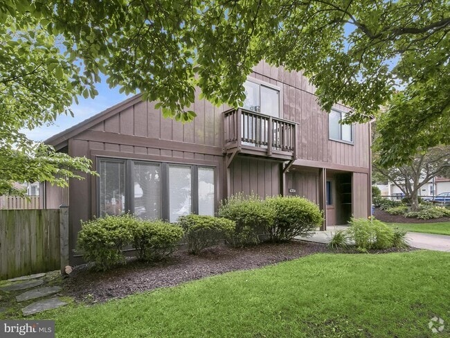 Building Photo - 6356 11th Rd N Rental