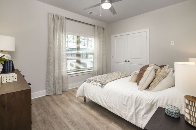 Arcadia at Symphony Park apartments — community photo