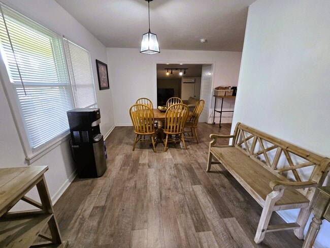 Photo - 18 Clare Dr