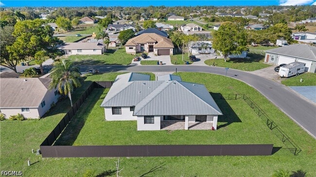 24 Crestwood Cir S