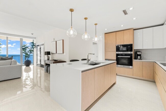 3100 N Ocean Dr Unit 1604