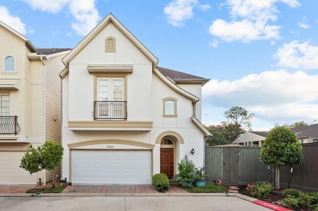 Building Photo - 2202 Hilshire Terrace Ct Rental