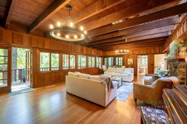 Photo - 432 Eldridge Ave