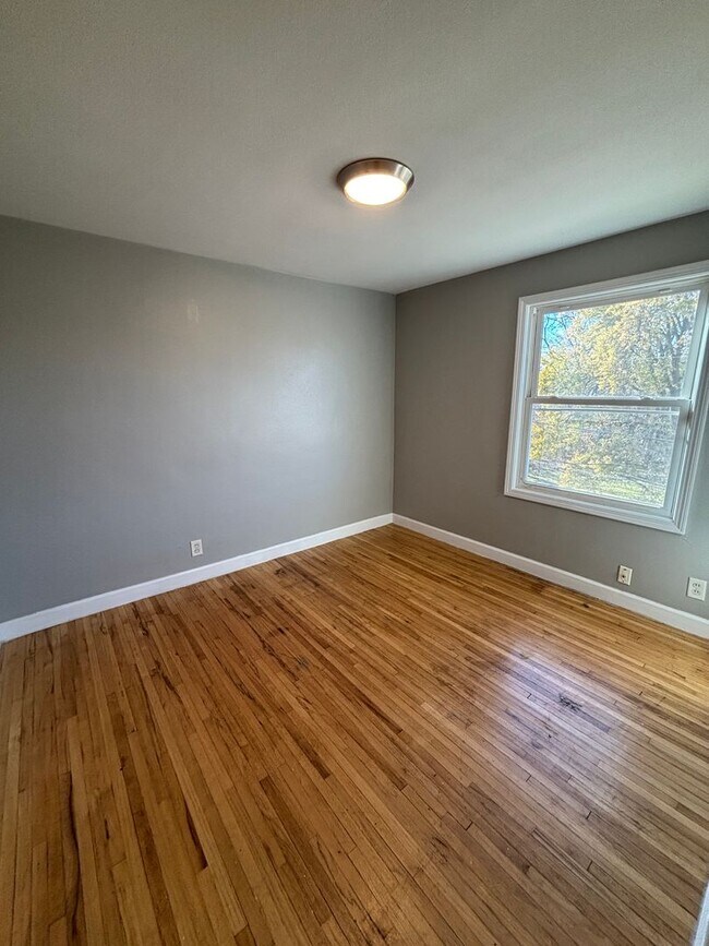 Photo - 2 bedroom 1 bath townhouse with walkout ba...