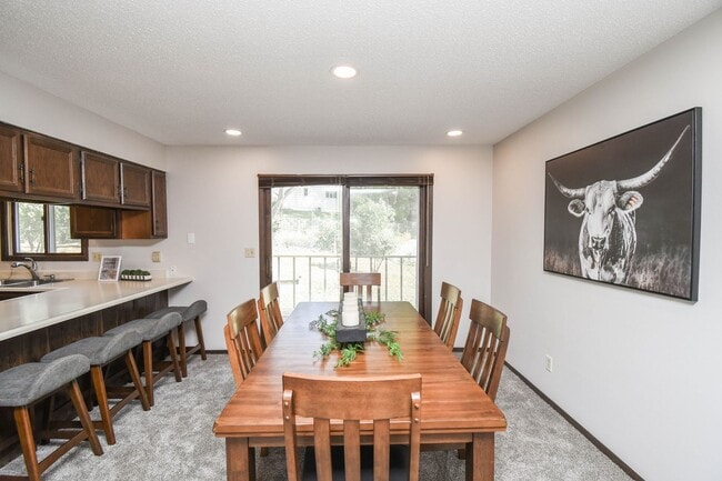 Photo - 4504 S Cliff Ave