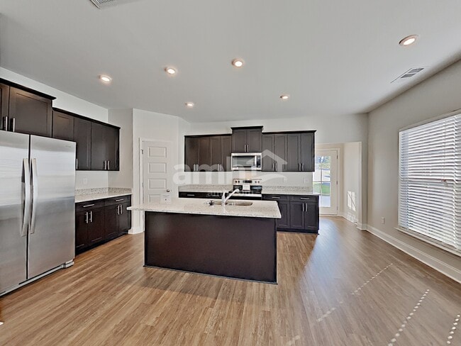 Photo - 5325 Tupelo St