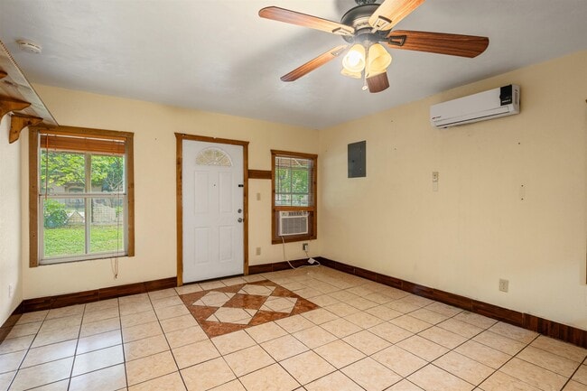 Photo - 103 Summit Ave