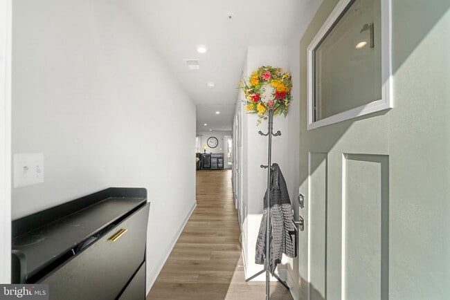 Photo - 7932 Tanbridge Ln