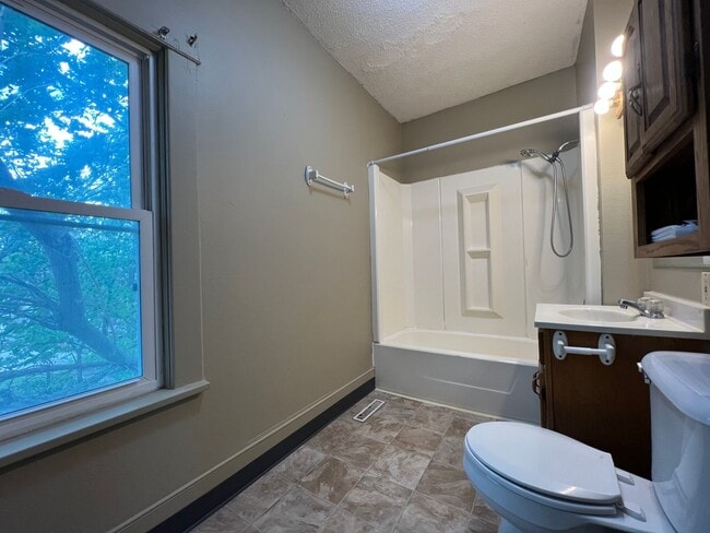 Photo - 919 3rd Ave N Unit = 919 1/2 3rd Ave North