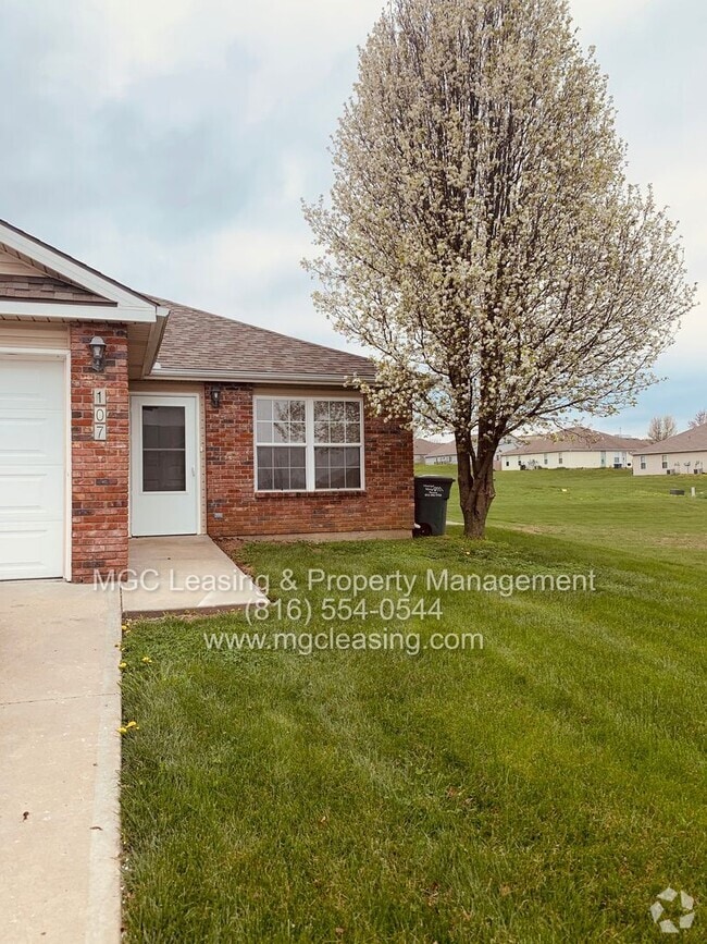 Building Photo - 105-107 Golfview Dr Rental