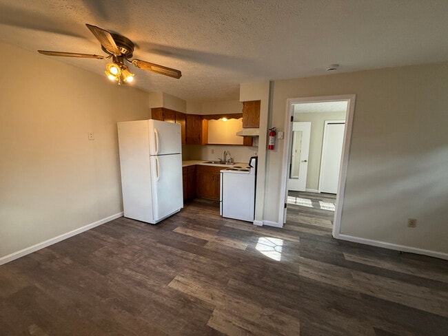 Photo - 4230 Harmont Ave NE Unit B