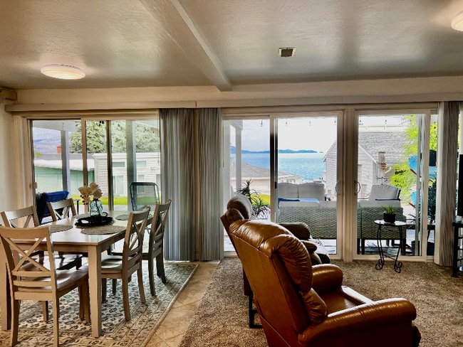 Photo - 50300 US-93 Unit 12