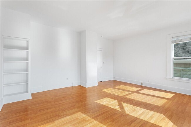 Photo - 1821 Encinal Ave Unit A