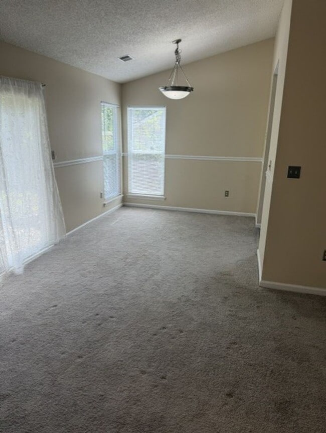 Photo - Ranch Home with 3BR/2BA