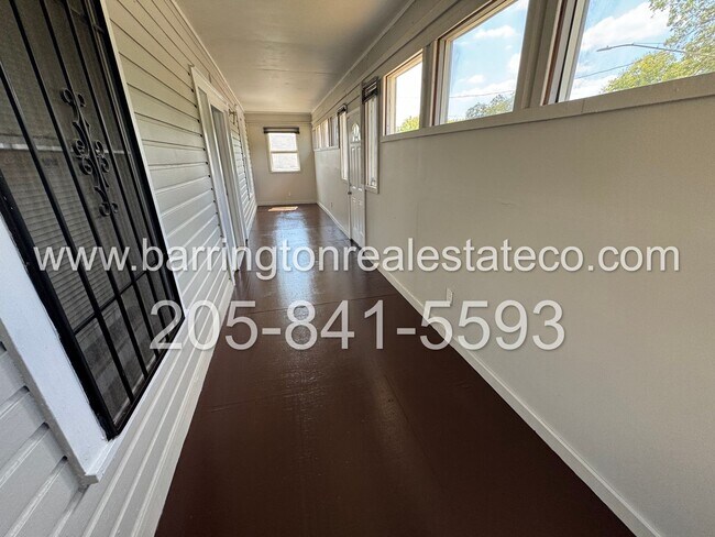 Photo - 5521 Court I