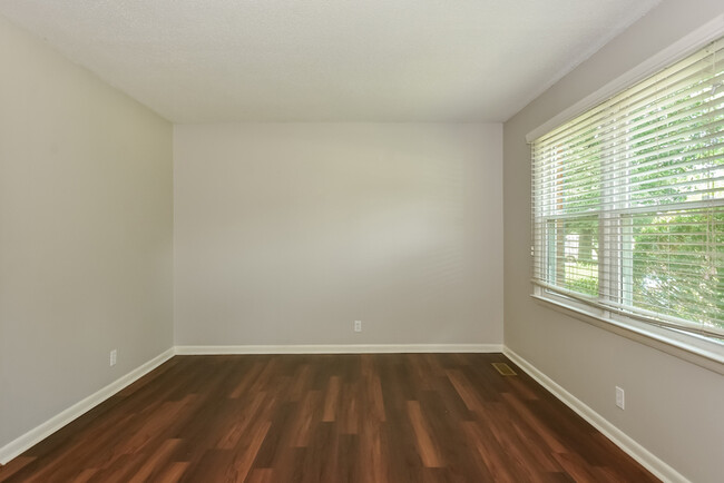 Charming 4-Bedroom Home - Charming 4-Bedroom Home