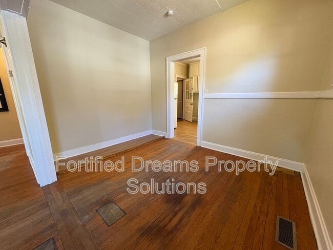 Photo - 2354 N Patterson Ave
