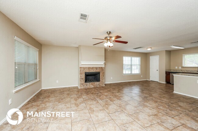 Photo - 3332 Knollcrest Ln