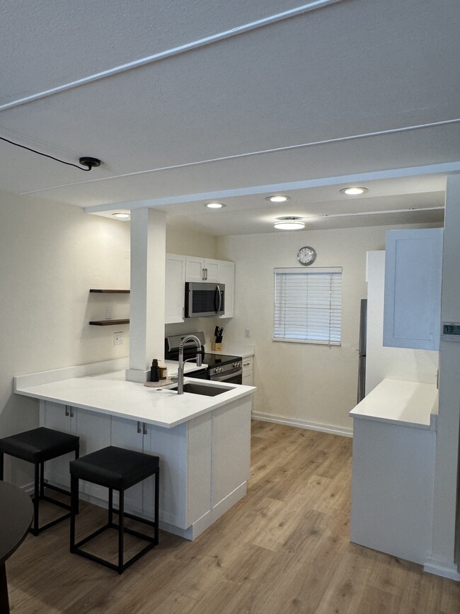 Photo - 612 NE 20th Ave Unidad 2