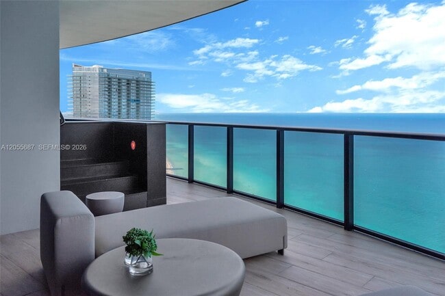 Photo - 18555 Collins Ave Unit 4705