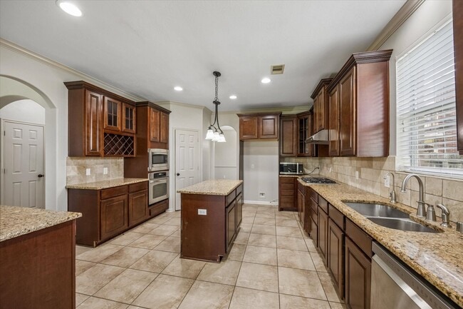 Photo - 6302 Pepper Hollow Ln