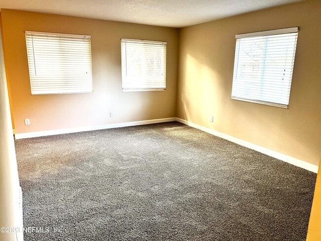 Photo - 1800 Park Ave Unidad 346