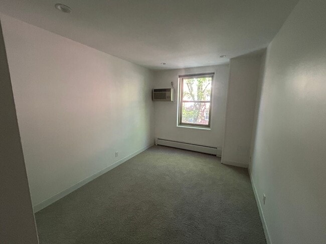 Photo - 3 Bed on Camelot Ct | Brighton | Available Now