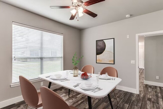 Photo - Stylish Living with 1 Month Free Rent! Unit PLR