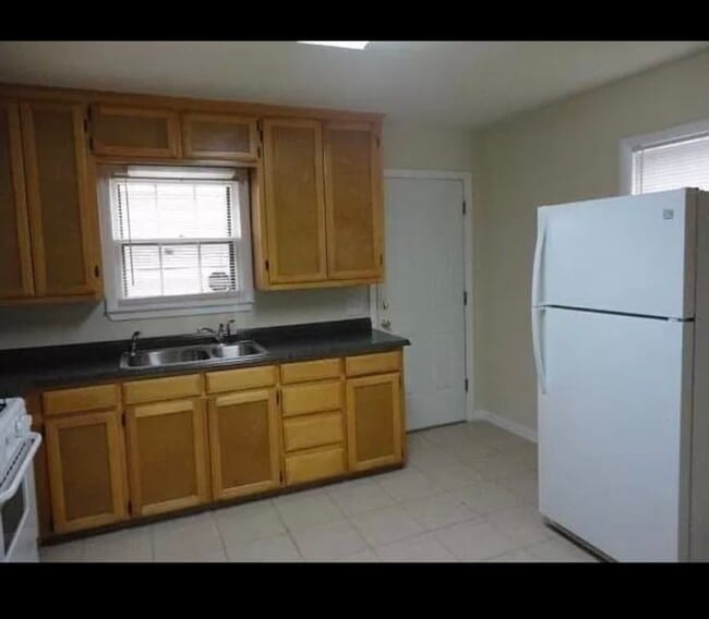 Photo - 219 Merritt St Unit 2