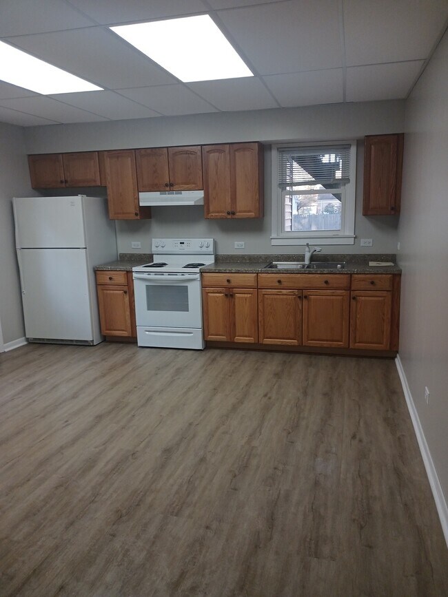 Photo - 2114 Enoch Ave