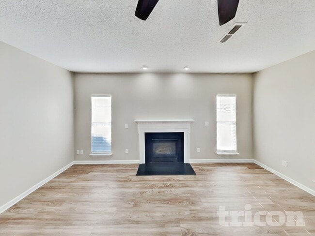 Photo - 24 Pilot Ridge Ct