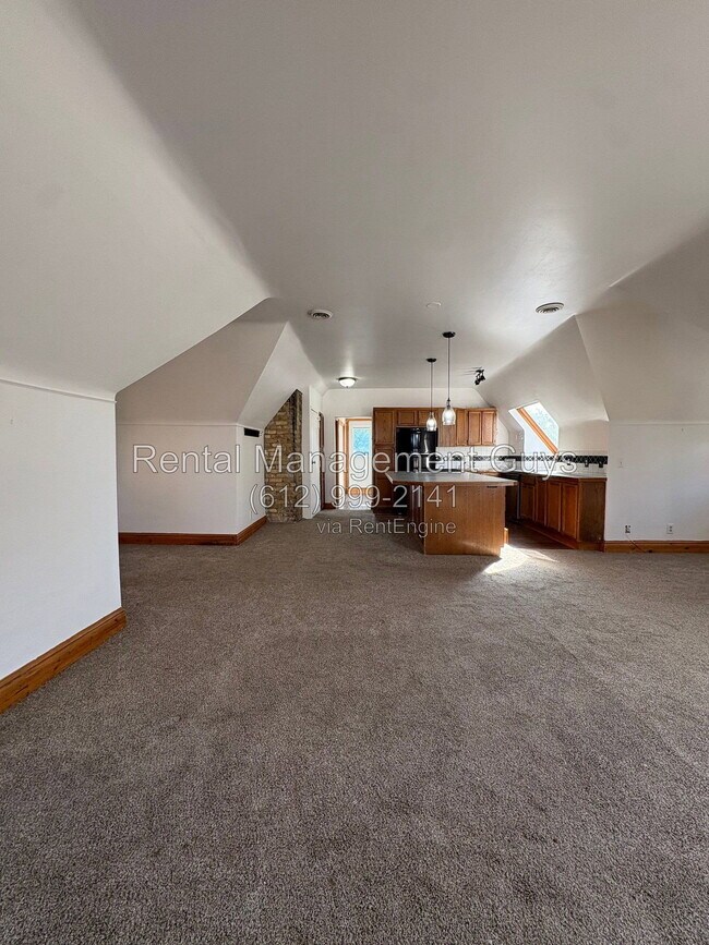Photo - 2647 Girard Ave S Unit 3