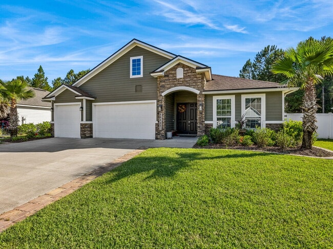 Building Photo - 79425 Plummer's Creek Dr