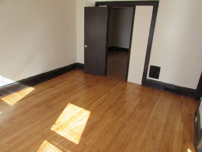 Photo - 1728 Van Hise Ave Unit #3