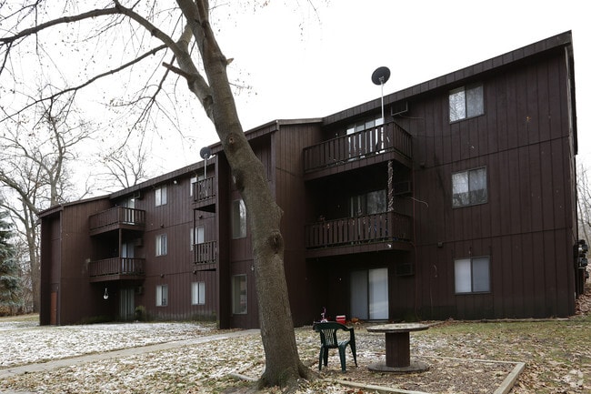 Apartamentos Woodcreek - Woodcreek Apartments