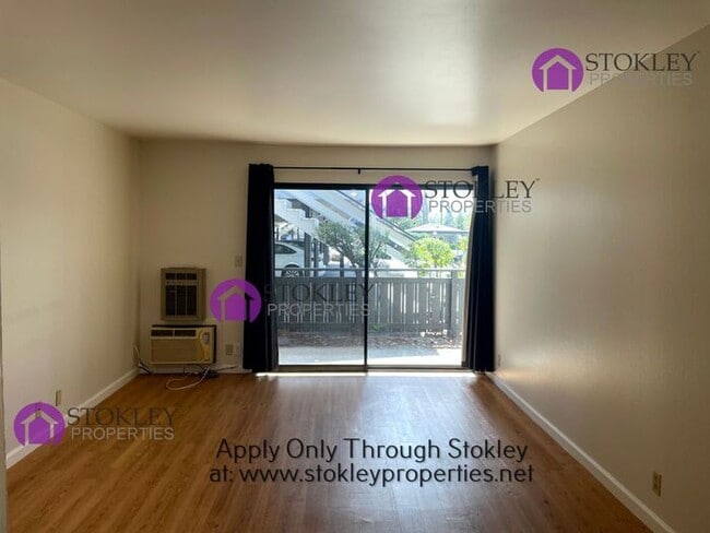 Photo - 1477 Marchbanks Dr