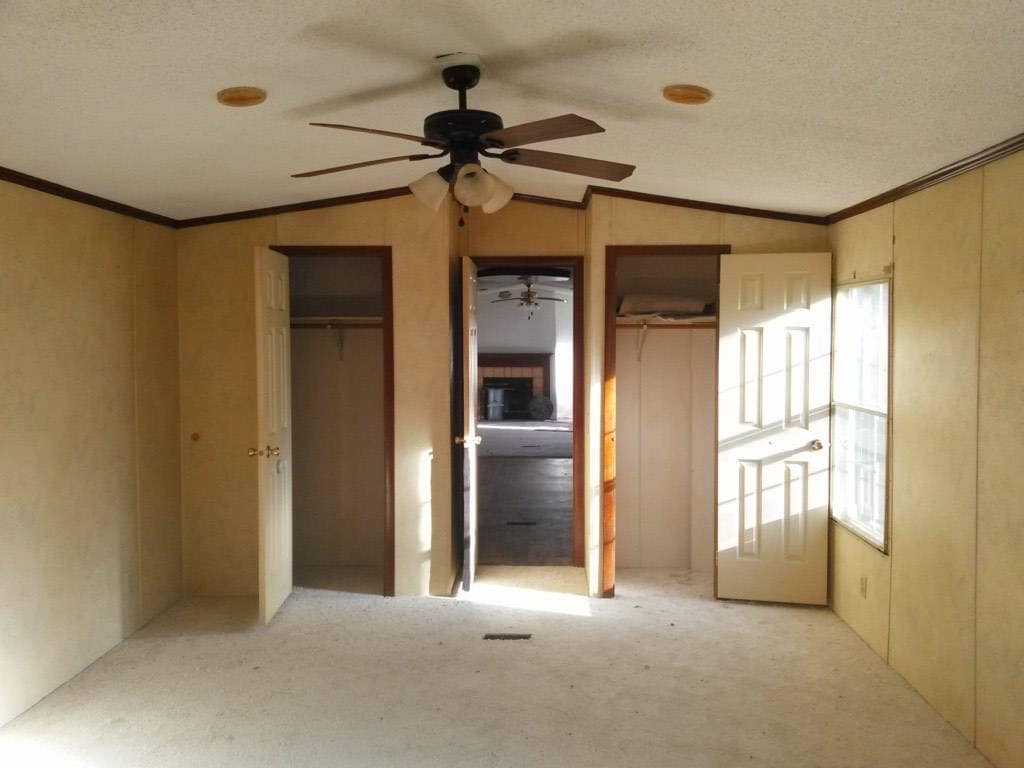 Photo - 109 Embert Ln