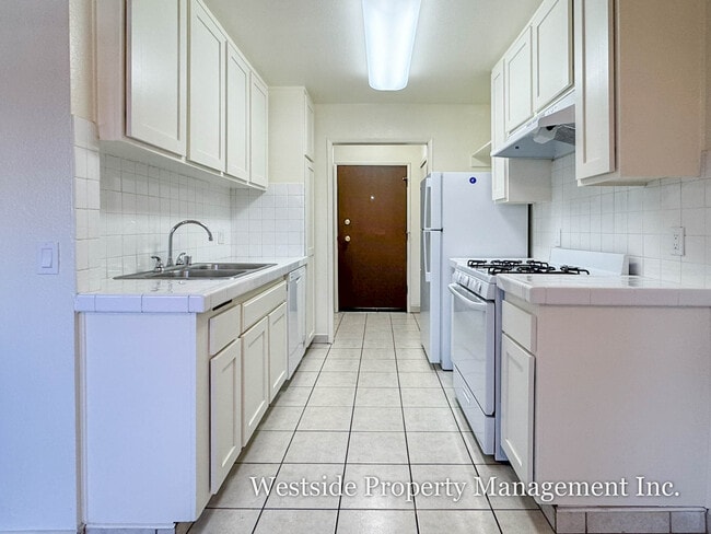 Photo - 6253 Luxury Apartments