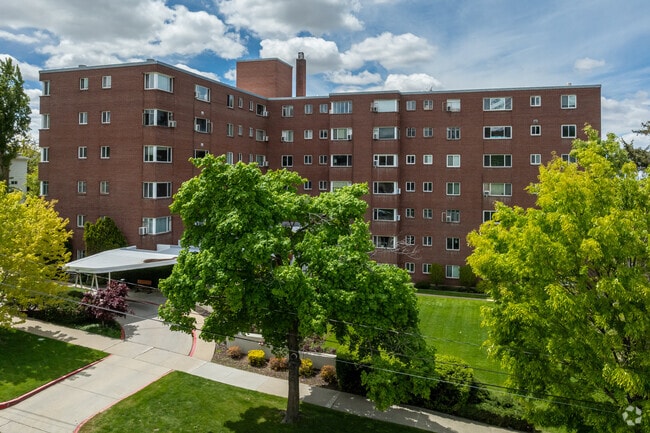 Primary - University Heights Apartments