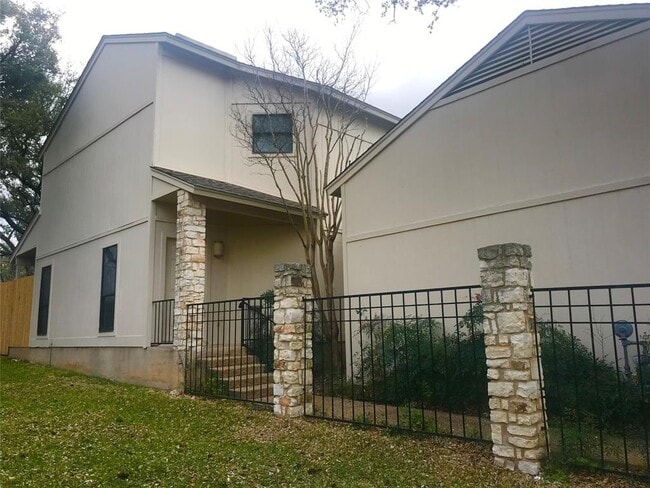 Building Photo - 4118 Bayberry Dr Rental