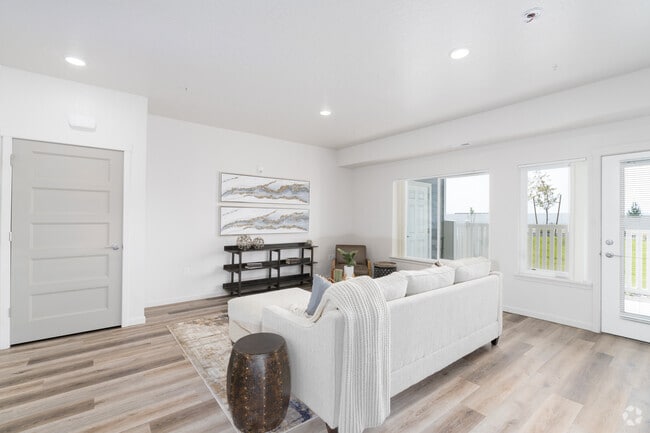 Interior Photo - The Residence at Corbin Crossing