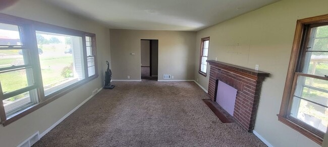 Photo - 3 bedroom 1 bath ranch