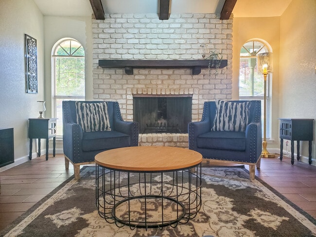 Photo - 2149 Lotus Blossom St