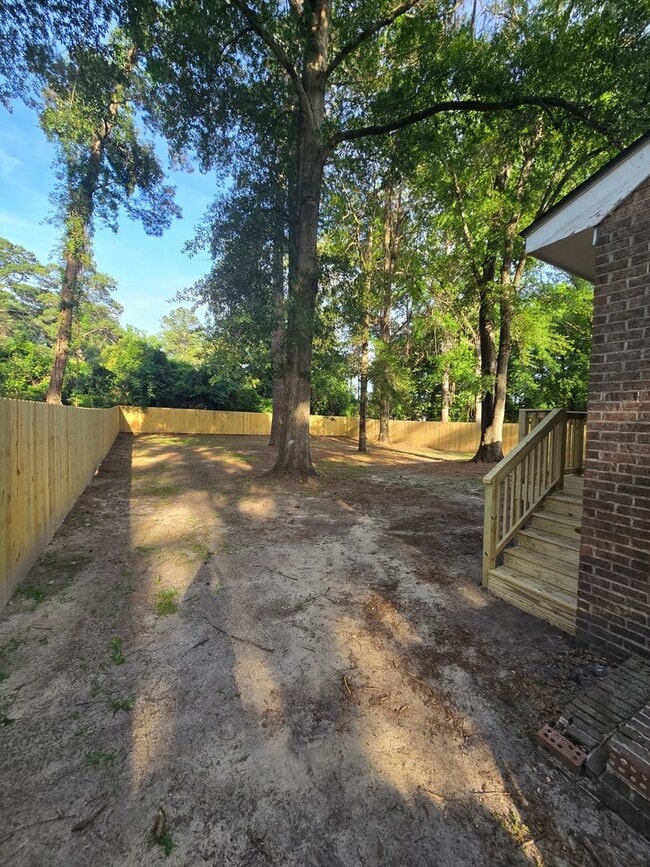 Photo - Renovated Home 3 bedroom 1.5 bath with new privacy wooden fence